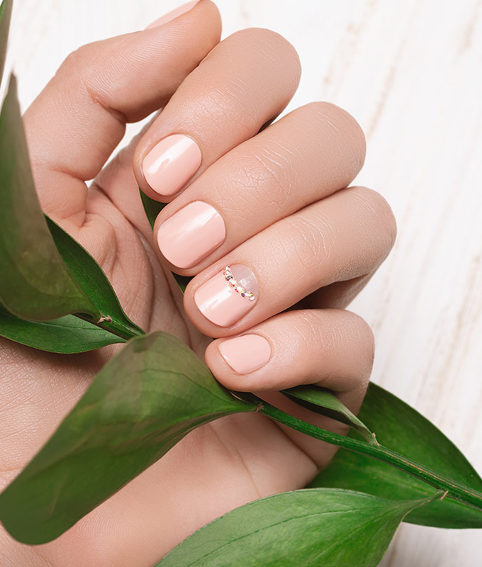 DIAMOND-NAILS-SALON---banner-4